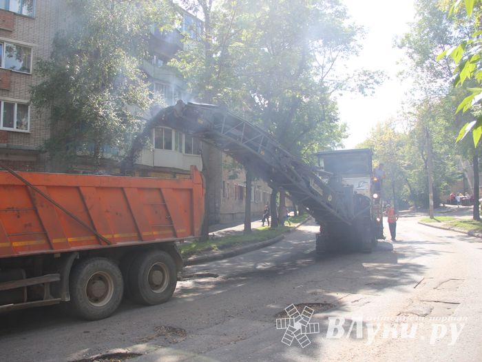 На ул. Ставского идёт ремонт дороги (ФОТО)