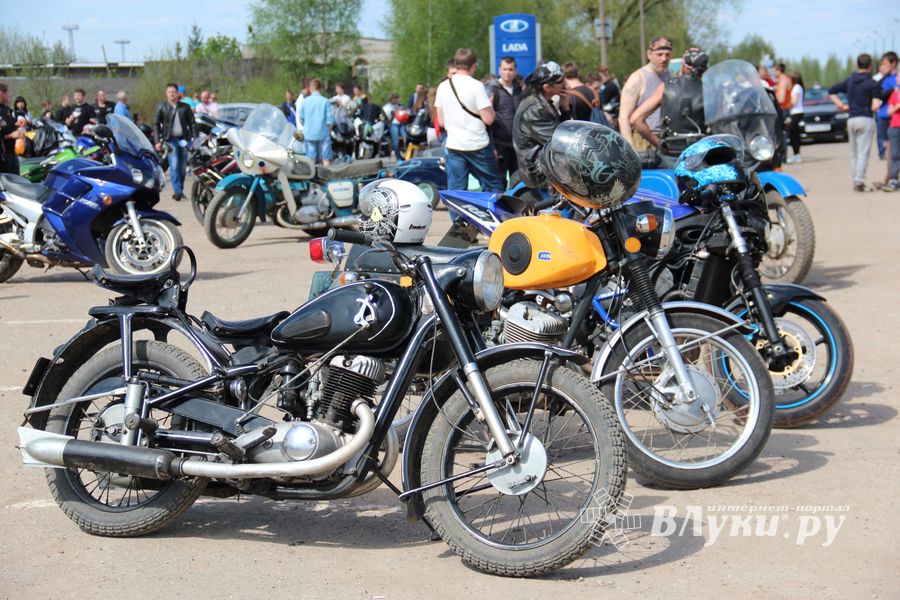 В Великих Луках прошло открытие мотосезона (ФОТО)