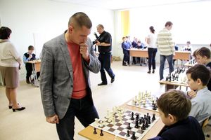 ​«Сказочные бои» прошли в великолукской школе № 13 (ФОТО)