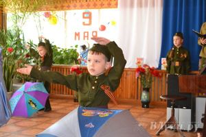 Праздник «День Победы» отметили в великолукском детском саду №8 (фото)