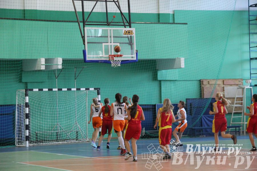 Кубок г. Великие Луки 2014 по баскетболу (фото)