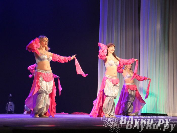 Фестиваль восточного танца «Мафраш» прошел в Великих Луках (фото)