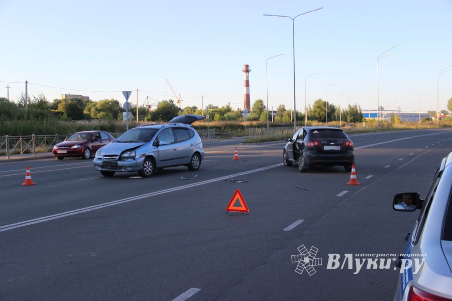 ДТП возле путепровода (ФОТО)