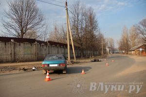 ДТП на перекрестке улиц Малышева и М. Кузьмина (фото)