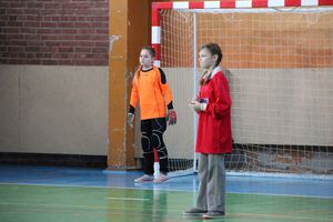 В Великих Луках прошел областной этап по мини-футболу среди девочек (фото)