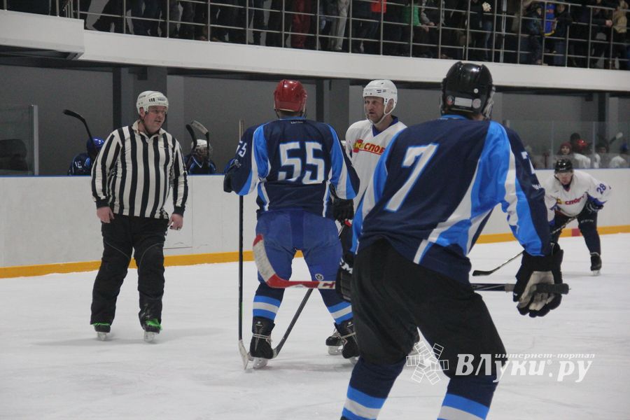 К «ЛукиСпорт» уступил с разницей в одну шайбу (ФОТО)