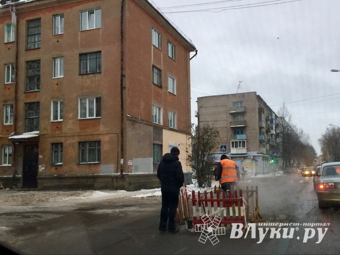 На ул. Первомайская затруднено движение (ФОТО)