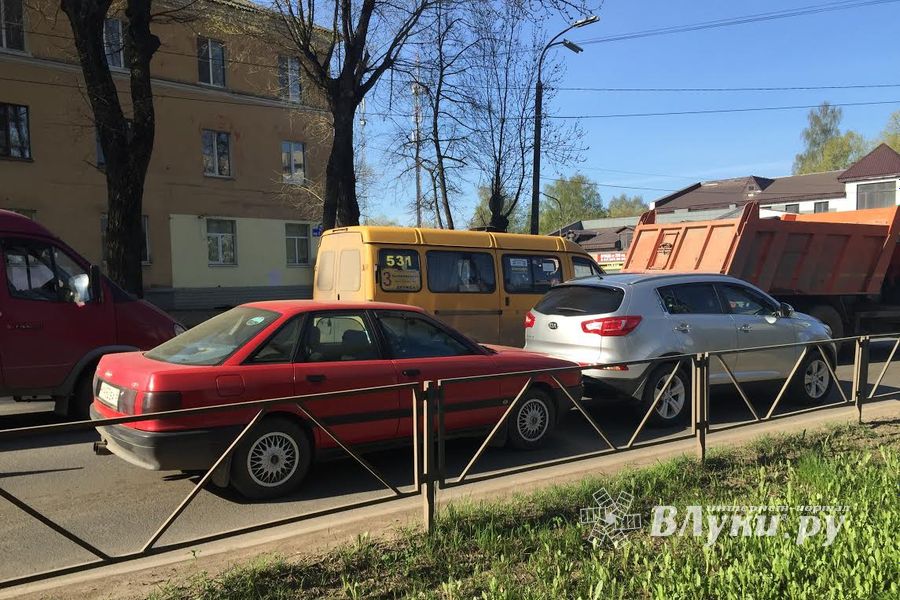 ДТП на проспекте Гагарина — пробка (ФОТО)