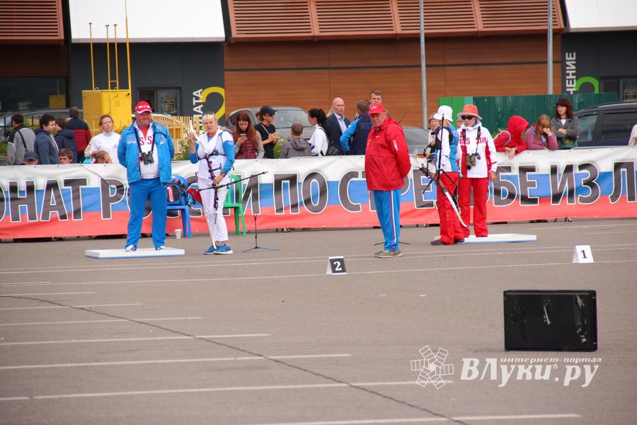 В Великих Луках проходит Чемпионат России по стрельбе из лука (ФОТО)