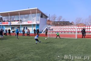 В Великих Луках прошел международный детский турнир по футболу «Наши надежды»