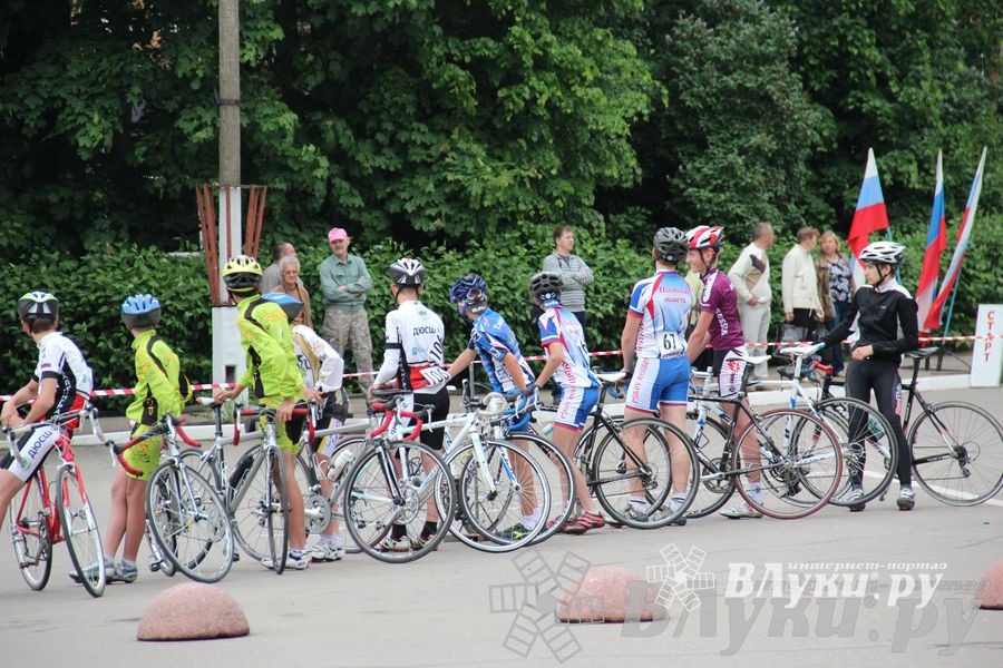 Гонка-критериум по велосипедному спорту