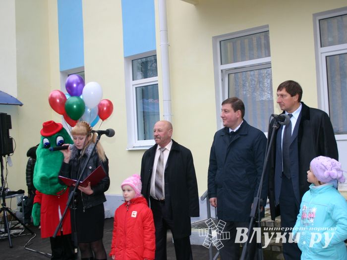 Губернатор области принял участие в торжественной церемонии открытия нового детского сада (ФОТО)