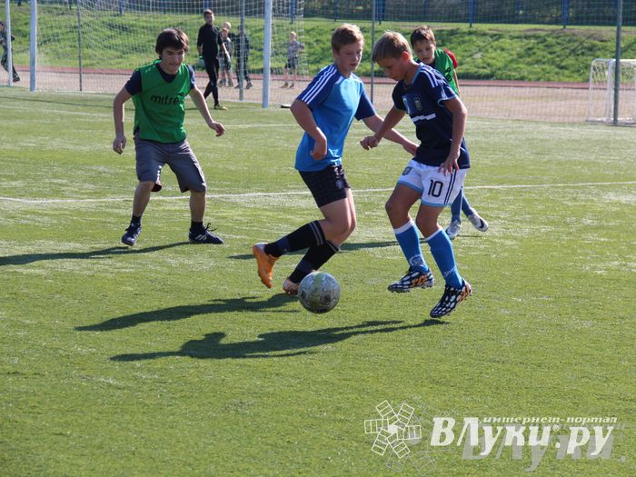 В Великих Луках завершился открытый турнир по футболу памяти М. Ф. Хренова (фото)