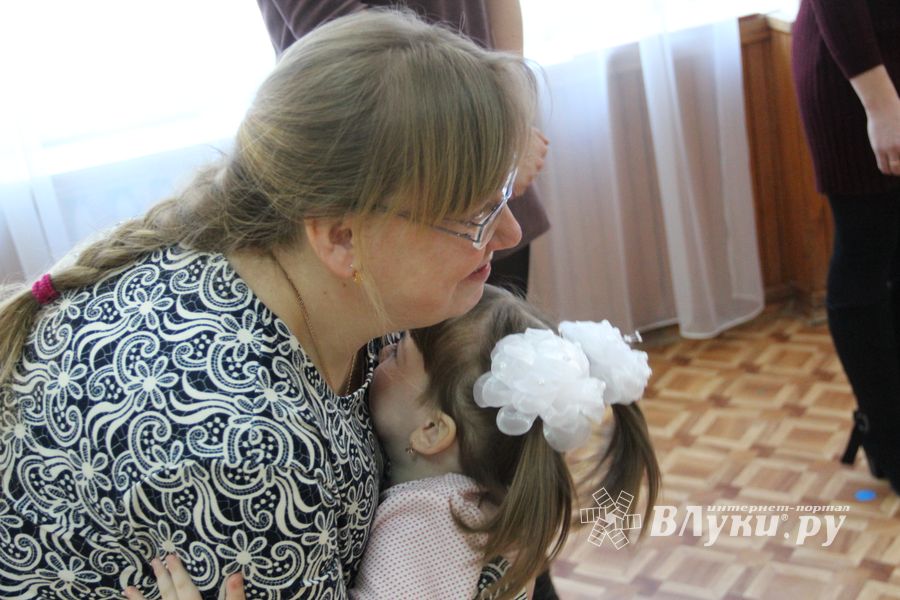 Малыши сада №1 поздравили мам и бабушек с 8 марта