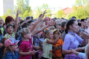 В Великих Луках прошел «День защиты детей» (ФОТО)