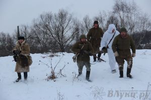 Реконструкция битвы за освобождение Великих Лук