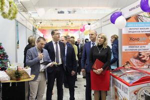 В Великих Луках открылась 10-я универсальная выставка (ФОТО)