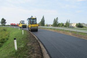 В Великолукском районе выполнен ремонт участков автомобильной дороги (ФОТО)