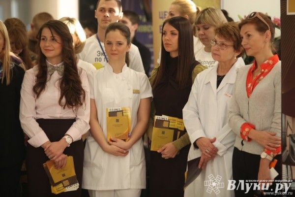 В Пскове впервые проходит медицинская выставка «МедЭкспо» (фото)