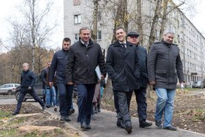 Михаил Ведерников ходил по дворам (ФОТО)