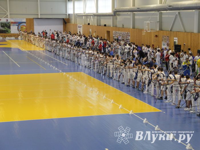 В Великих Луках стартовали всероссийские соревнования по стрельбе из лука «Надежда России» (ФОТО)