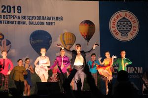 Ночным свечением аэростатов завершилась 24-я Международная встреча воздухоплавателей (ФОТО)