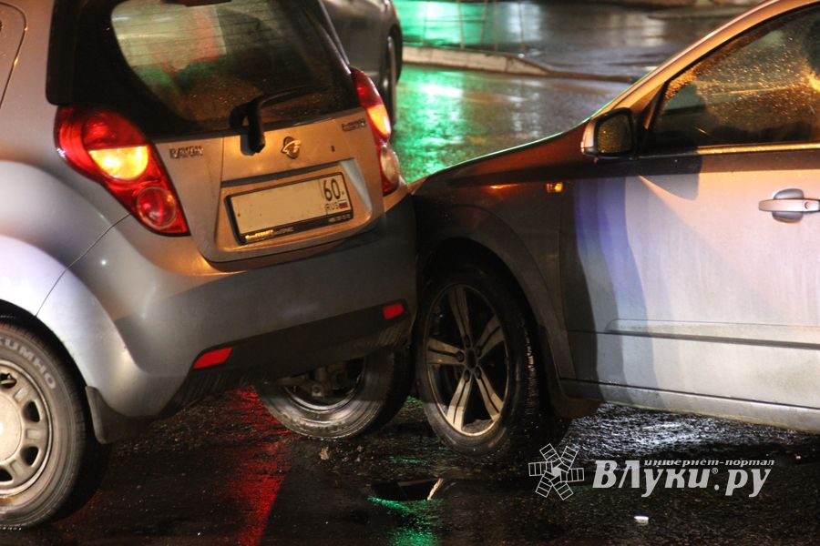 ДТП на перекрёстке Ленина-Зверева (ФОТО)