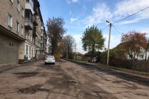 На улице Зенцовской потеряли асфальт (ФОТО)