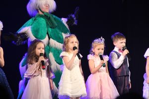 Маша, Медведь и все, все, все на сцене ДК Ленина (ФОТО)