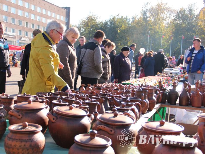 Торговая ярмарка «Осень-2016» прошла в Великих Луках (ФОТО)