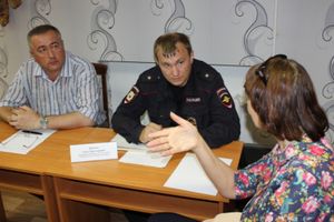 В Псковской области прошла акция «Задай вопрос участковому!» (фото)