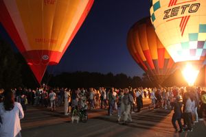 Огненные шоу состоялись над Ловатью (ФОТО)