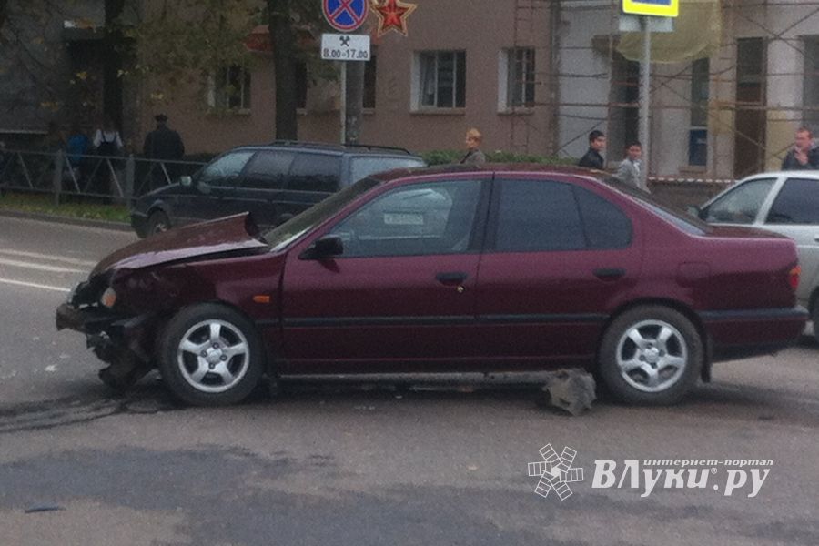Еще одна авария произошла в Великих Луках