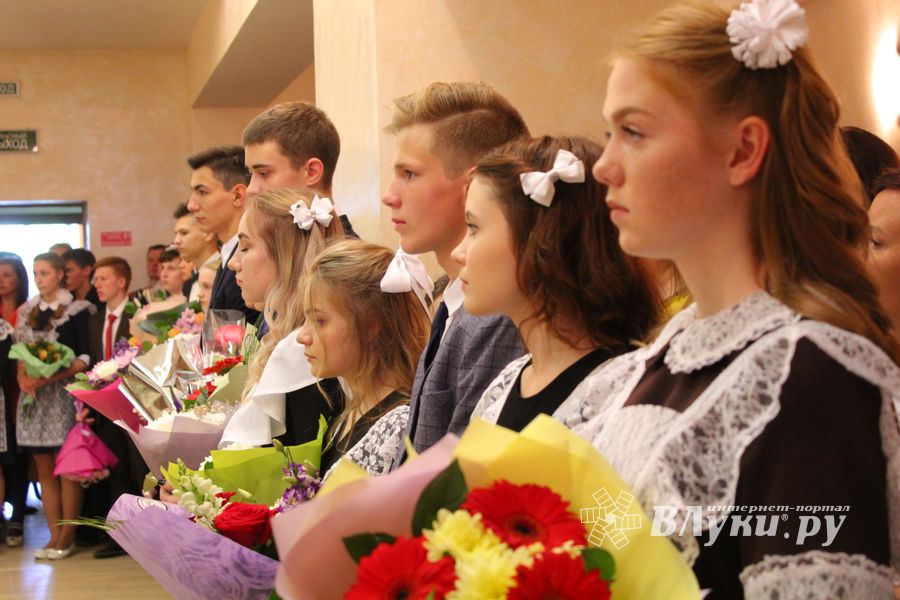 Последний звонок – праздник с нотками грусти (ФОТО)