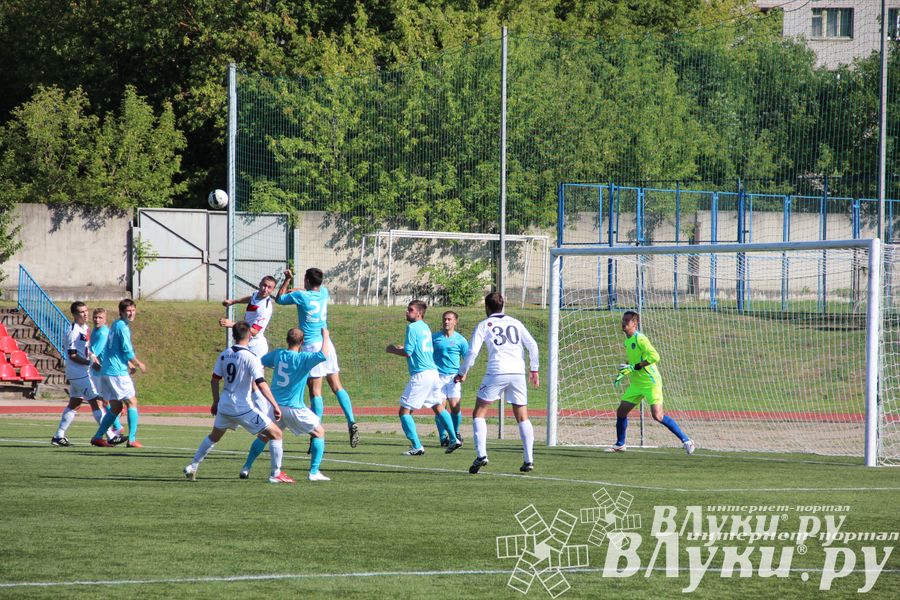 В Великих Луках состоялся матч «Луки-Энергия» — «Звезда» (Санкт-Петербург)
