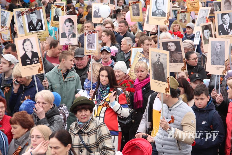В Великих Луках отмечают День Победы (ФОТО)