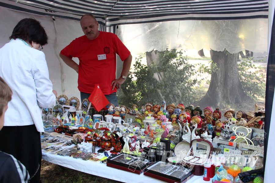 Ярмарка ремесленников в День города
