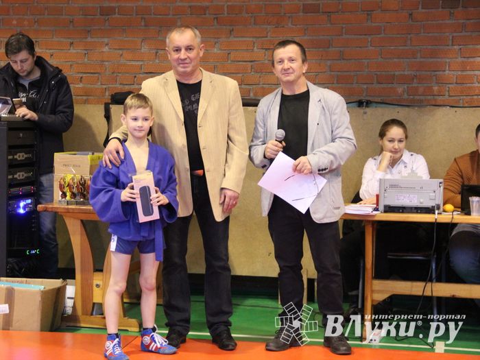 Великолучане завоевали награды турнира по самбо «Память» (ФОТО)