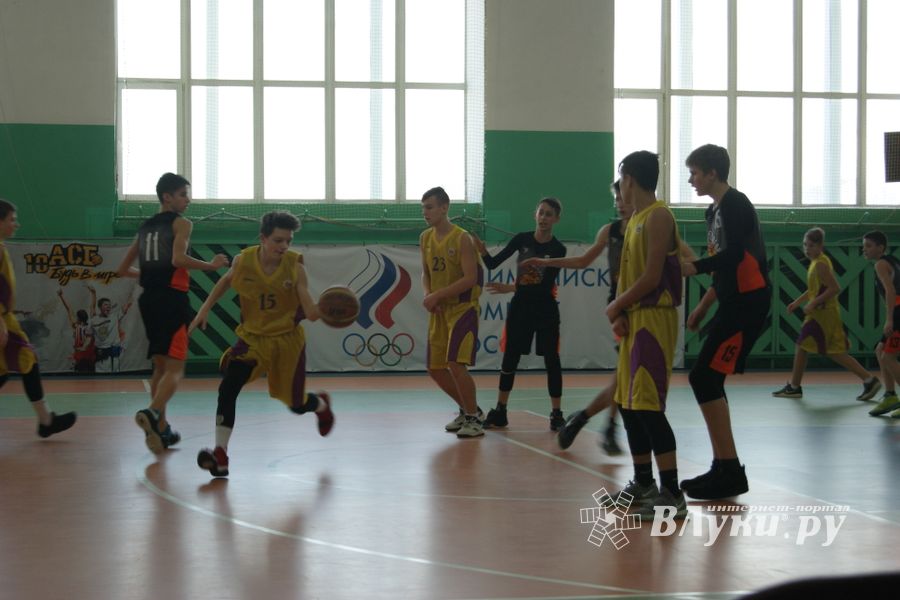 Великолучане завоевали бронзу на Международном турнире по баскетболу (ФОТО)