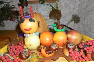 В детском саду №14 прошла выставка поделок «Дары леса» (фото)