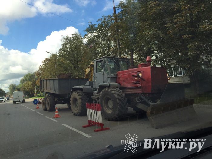 На ул. Мурманской затруднено движение (ФОТО)