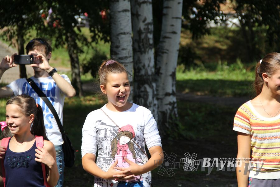 ​В Великих Луках сказочный «Праздник мороженого» подарил радость детям