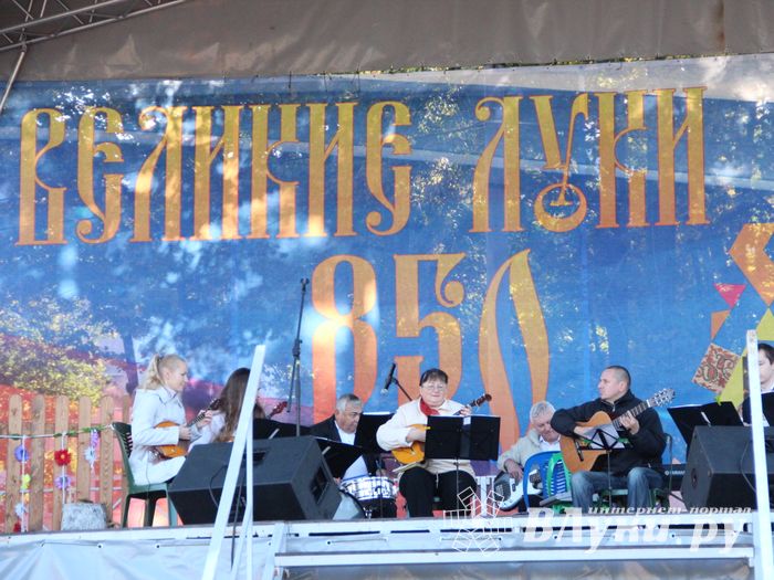 Торговая ярмарка «Осень-2016» прошла в Великих Луках (ФОТО)