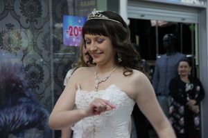 В Великих Луках бегали невесты (ФОТО)