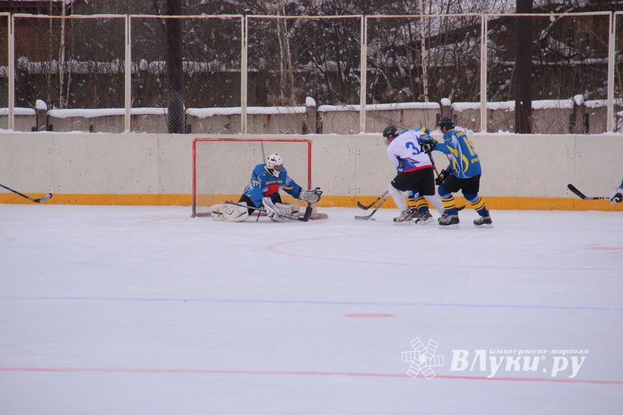 Открытый чемпионат Великих Лук по хоккею: двойная боль... (фото)