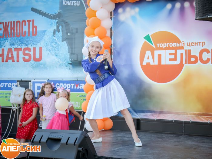 В Великих Луках состоялся детский вокальный конкурс «Оранжевая песенка – 2018» (ФОТО, ВИДЕО)