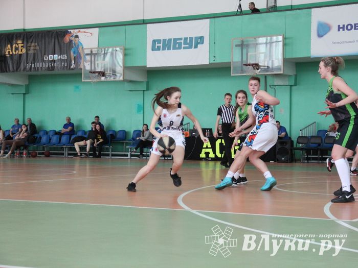 В Великих Луках прошли студенческие игры АСБ Лиги Белова (ФОТО)