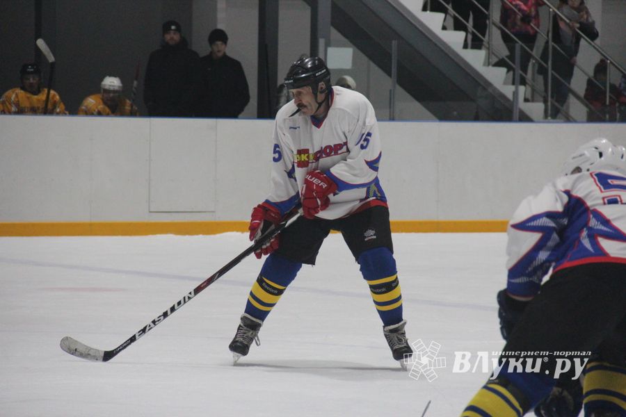 Определилась команда, которая будет представлять город на Кубке области по хоккею (ФОТО)