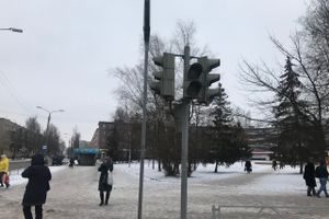 Неработающий светофор — виновник ДТП и хаоса на перекрёстке (ФОТО)