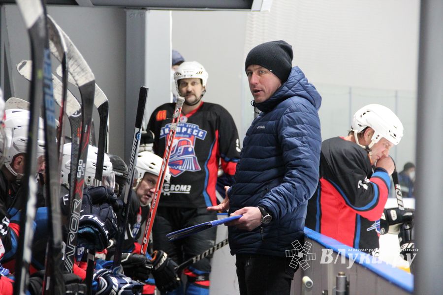 Матч в рамках Регионального Чемпионата НХЛ прошел в «Айсберге» (ФОТО)